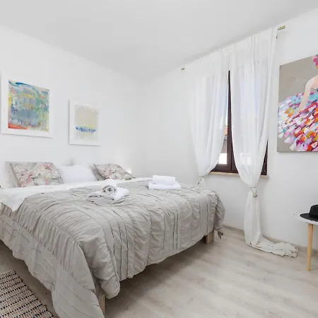 Tre Cuori By Irundo *